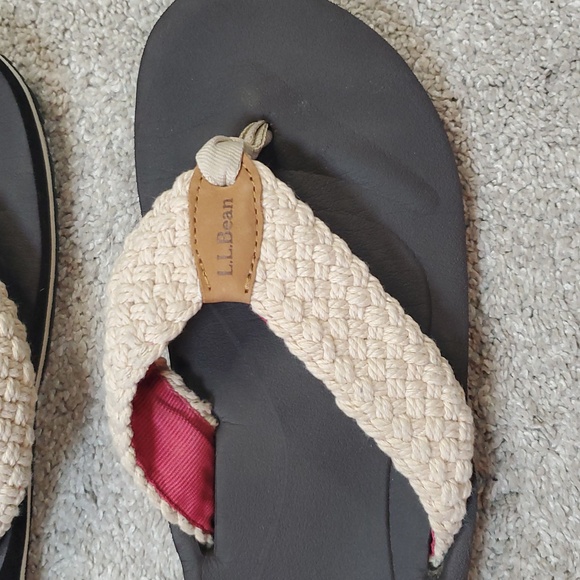 L.L. Bean Women's Brown, Woven Cream Sandals. Size 9 - Picture 6 of 8